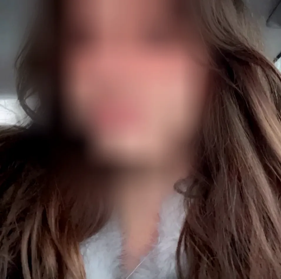 Bo, 23