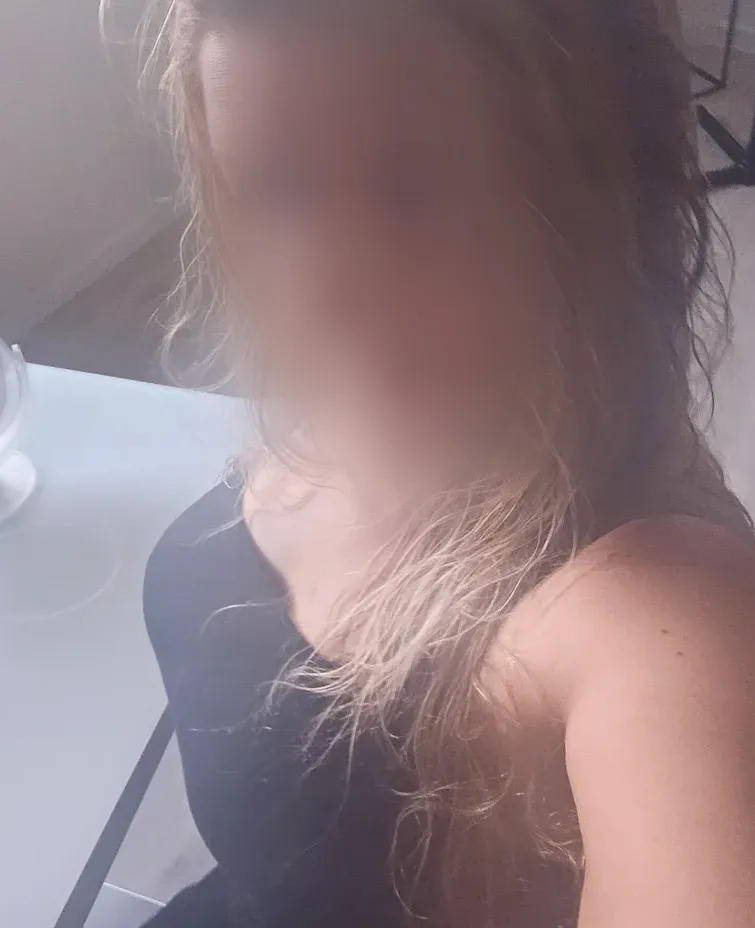 Fatima, 31
