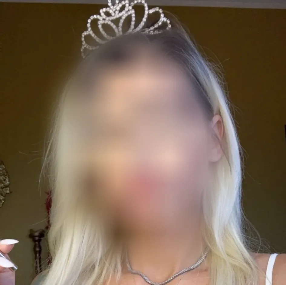 Feline, 35