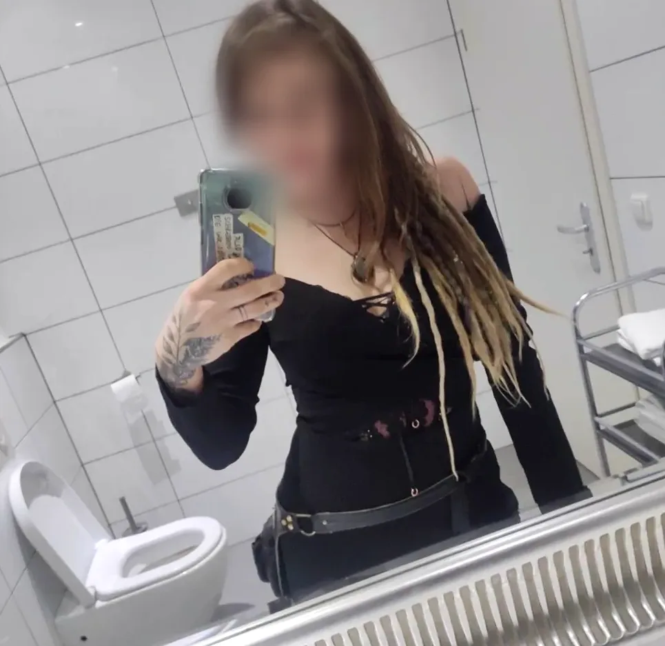 Hanna, 30