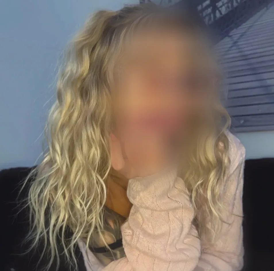 Marlies, 23
