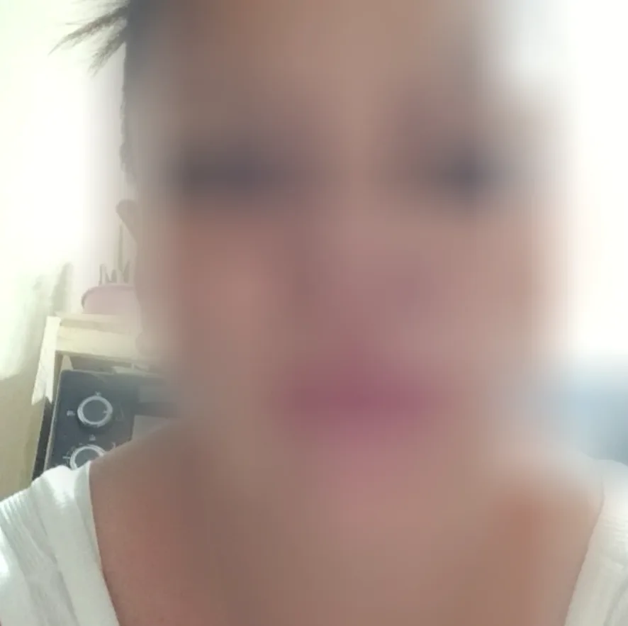Noor, 37